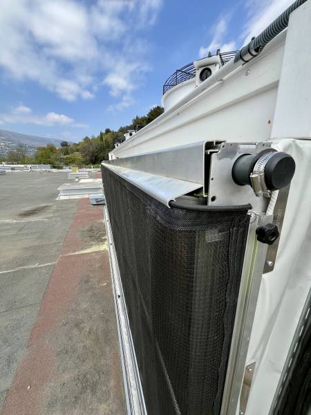 Installation panneau adiabatique de pré-rafraichissement : CARREFOUR NICE LINGOSTIERE