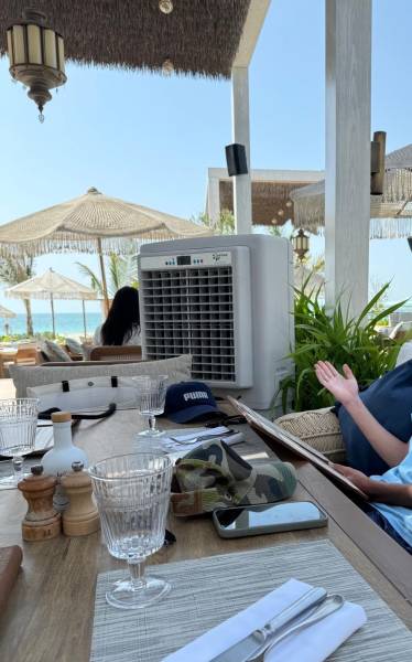 climatisation rafraîchissement par évaporation adiabatique en extérieur pour terrasse